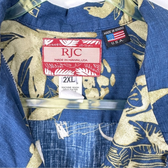 RJC Hawaii Aloha Shirt 2XL Pineapple Floral Made in USA - Picture 3 of 5